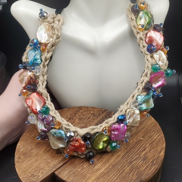 Mother of Pearl Jewelry - Overflow mother of pearl gloss the island vacation‎ necklace one of a kind ✨️